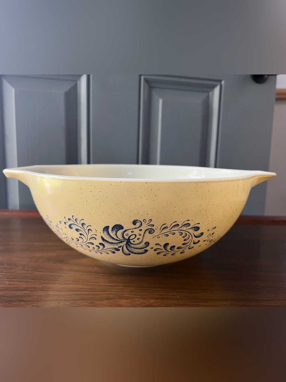 Vintage Pyrex Homestead 4 quart #444 Cinderella Mixing Bowl